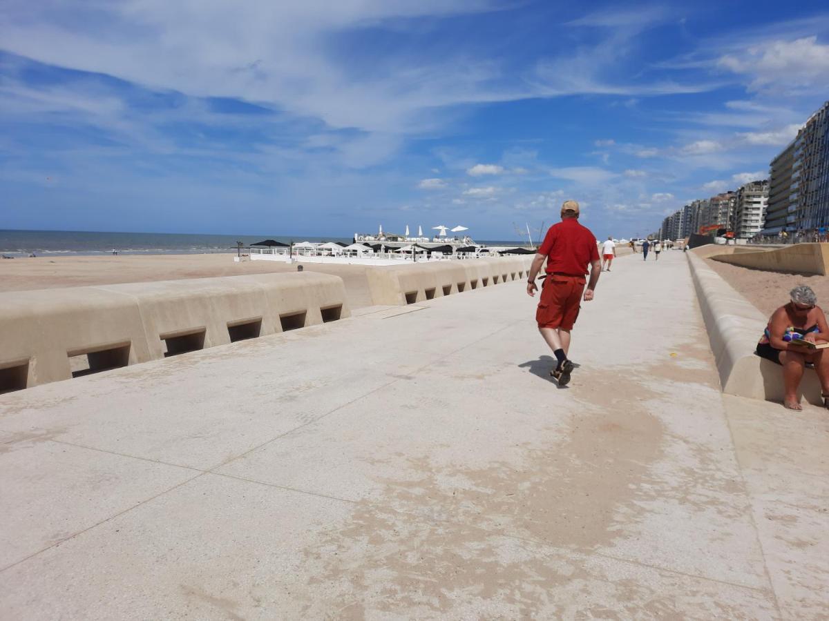 מידלקרק Beachstudio Westende With Sea View מראה חיצוני תמונה